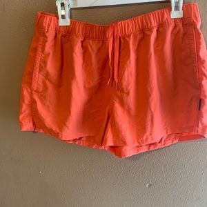 Patagonia womens large shorts orange